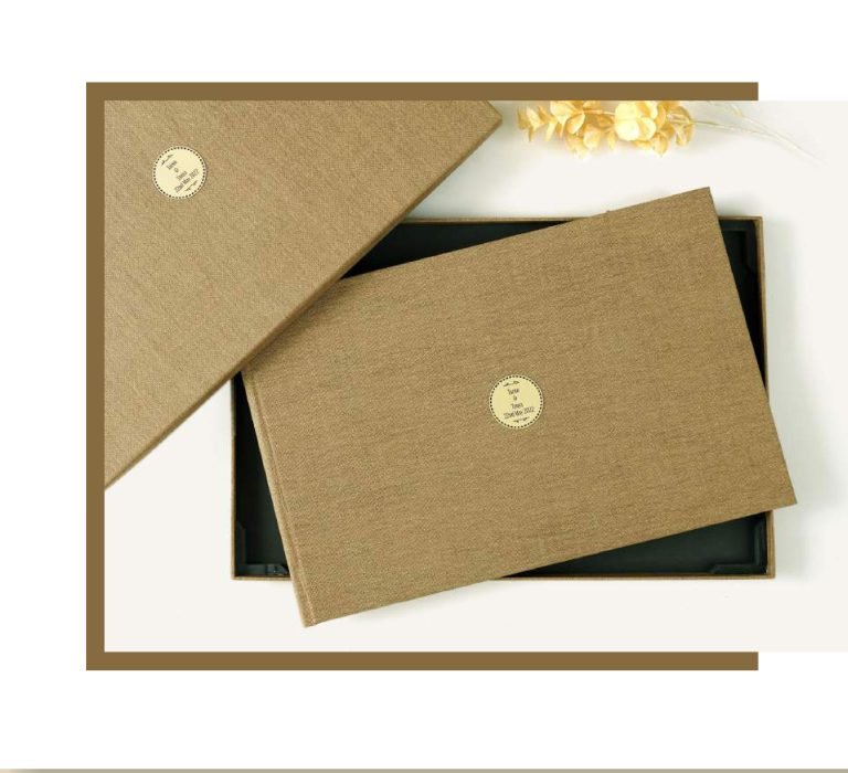 Contemporary Opulence Collection: Scaled view of the Signature photo album